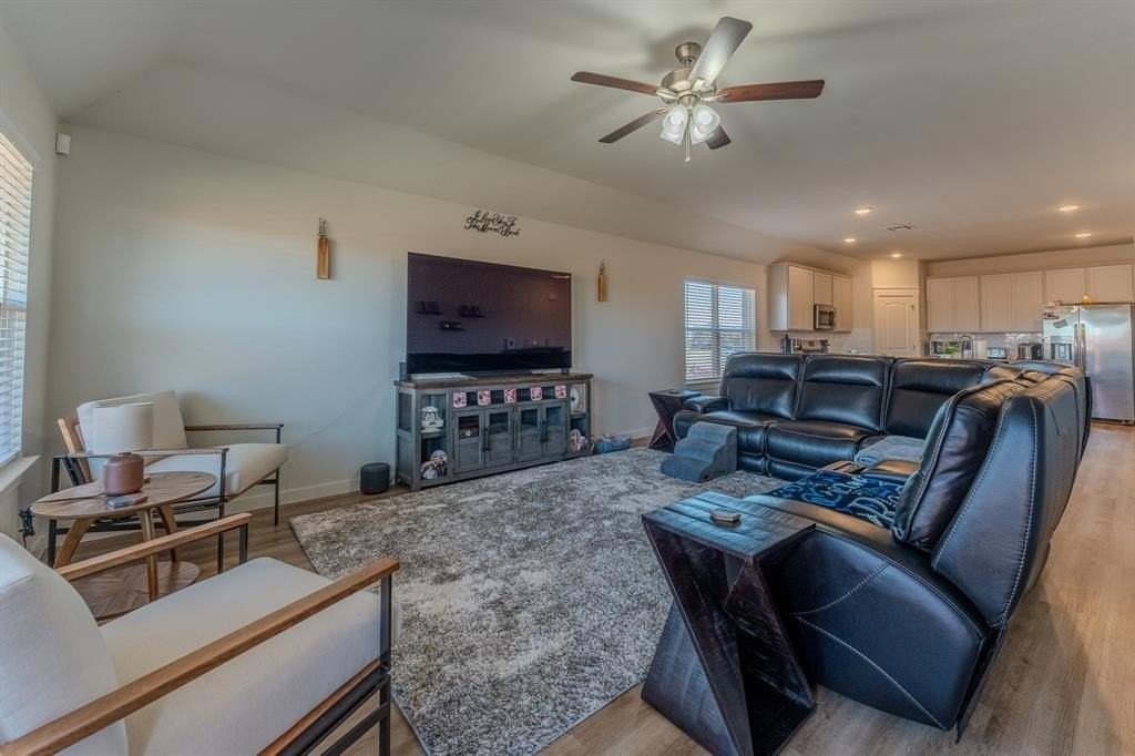 1571 Gentle Night Dr - Photo 4 of 15