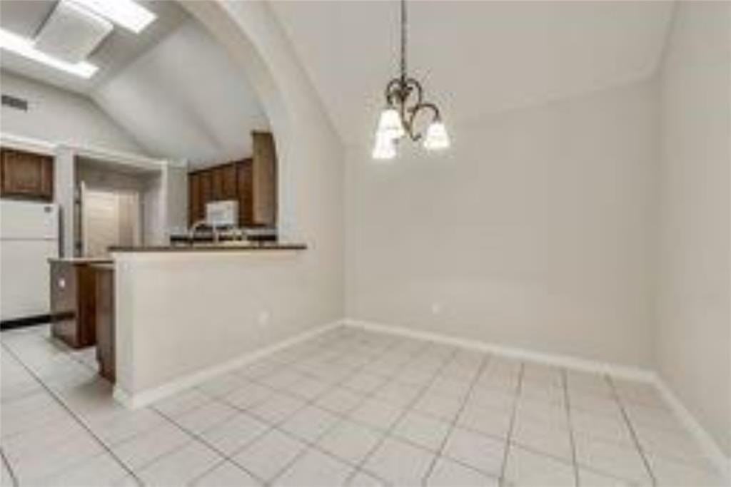 8417 Catskill Ct - Photo 4 of 17