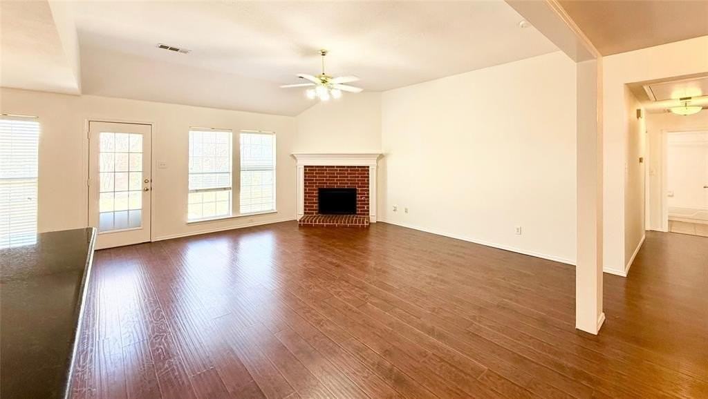 2324 Treyburn Ct - Photo 3 of 11