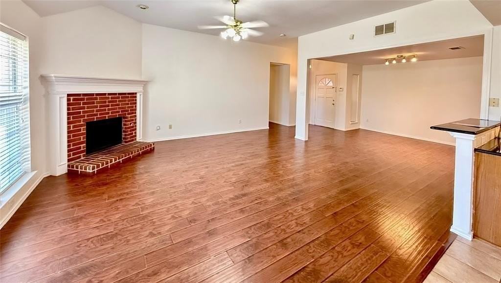 2324 Treyburn Ct - Photo 4 of 11