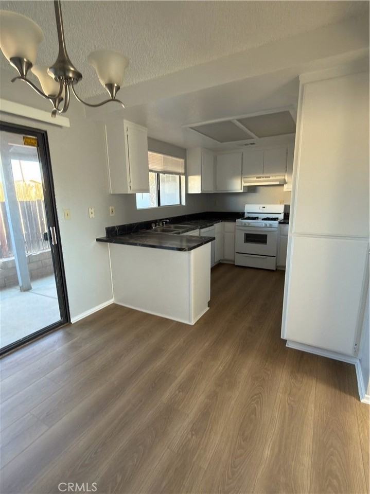 10547 Cochiti Rd - Photo 5 of 10