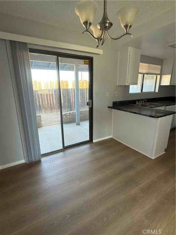 10547 Cochiti Rd - Photo 6 of 10