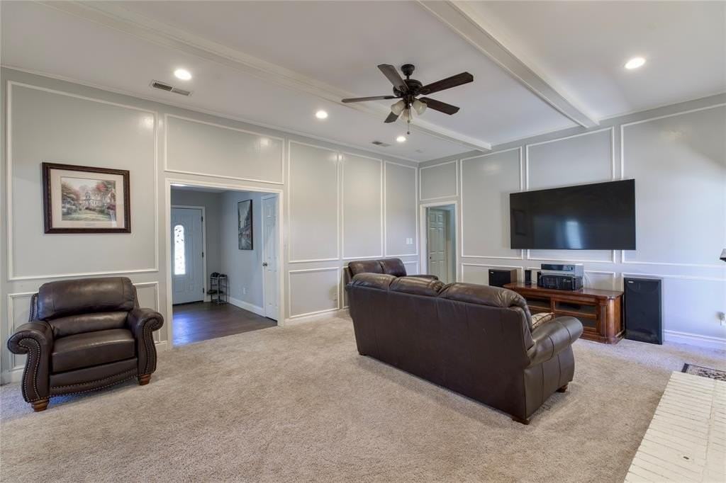 2001 Newcastle Cir - Photo 5 of 32