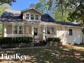 600 Larkin Ave - Photo 1 of 1