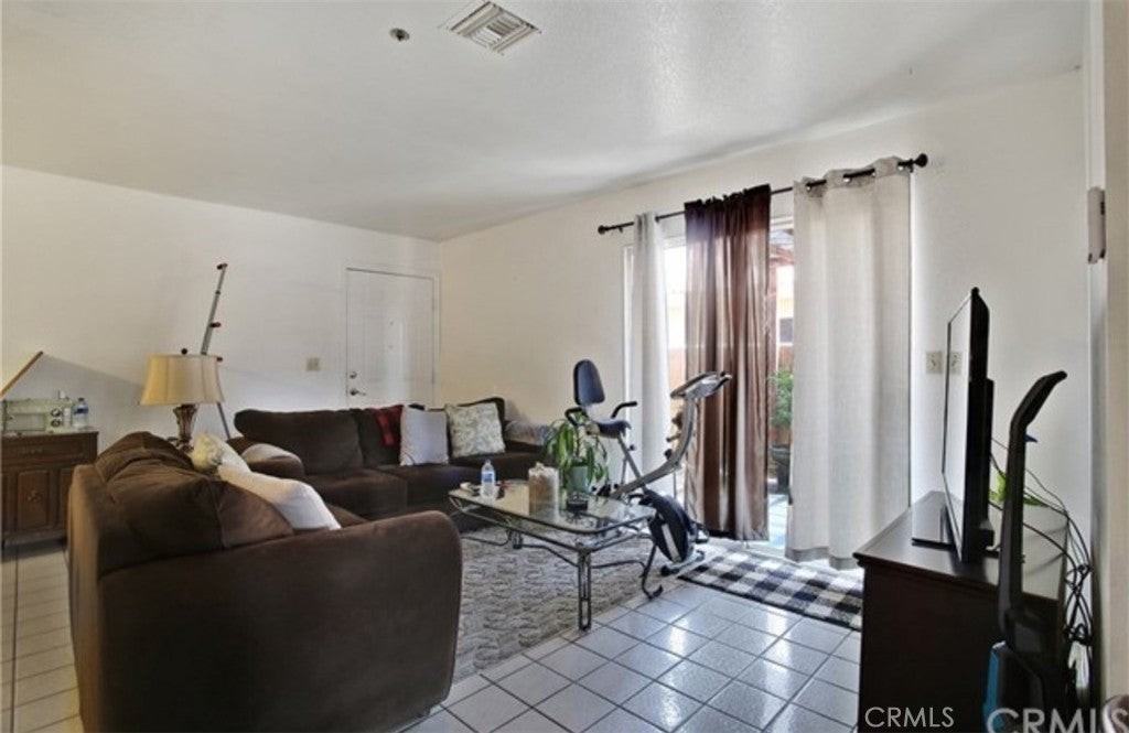 13895 Luis Dr - Photo 2 of 8