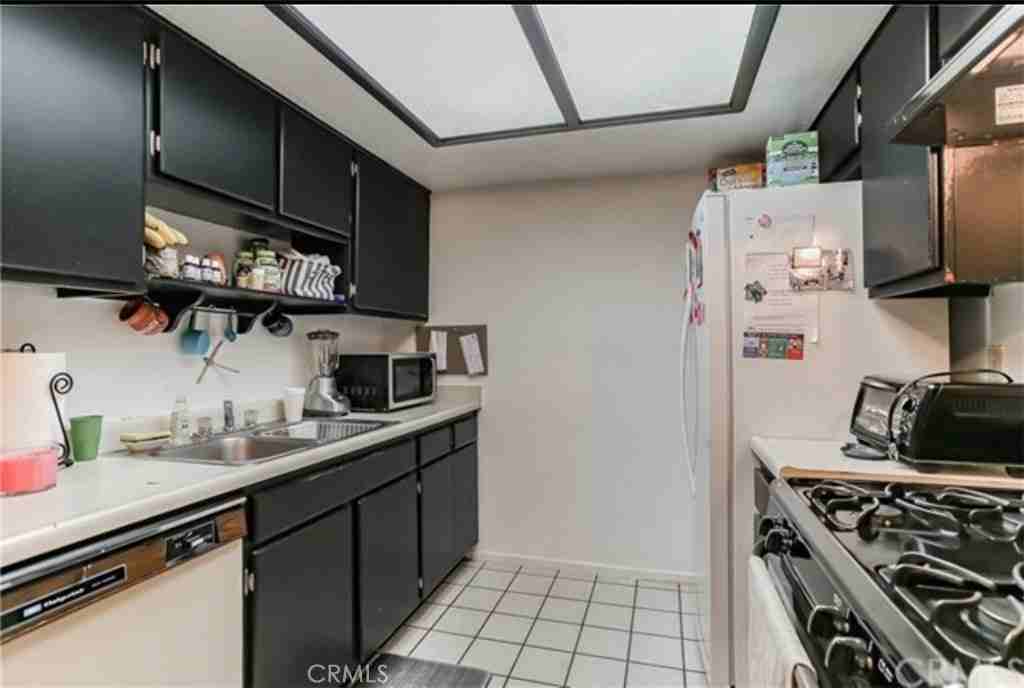 13895 Luis Dr - Photo 5 of 8