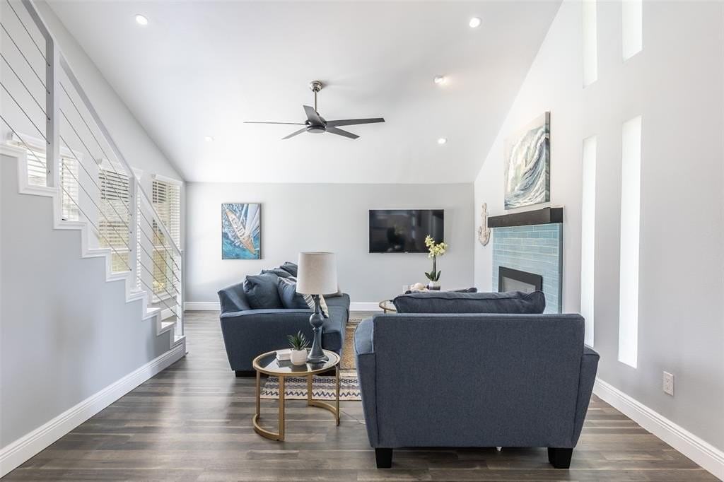 3829 Twin Falls St - Photo 2 of 26