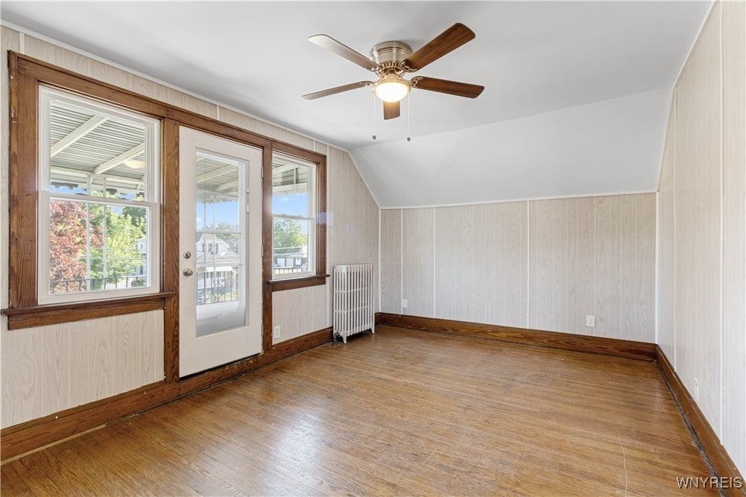 71 Gerald Ave - Photo 4 of 24