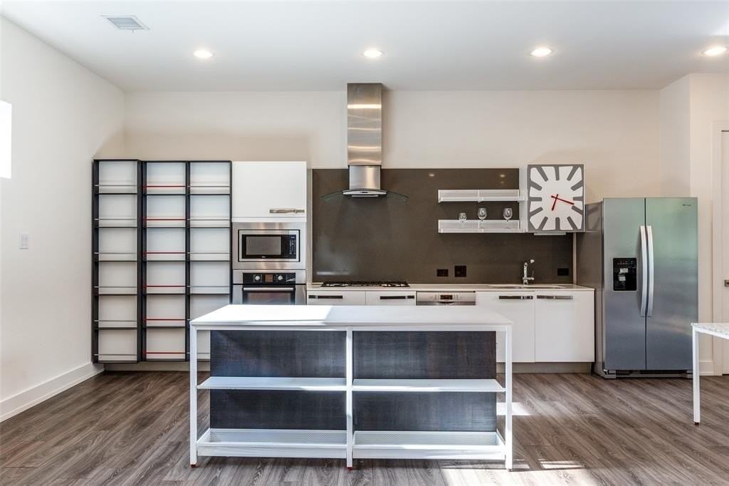 3388 Anchor Ct - Photo 4 of 27