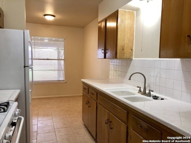 2738 Nacogdoches Rd - Photo 3 of 8