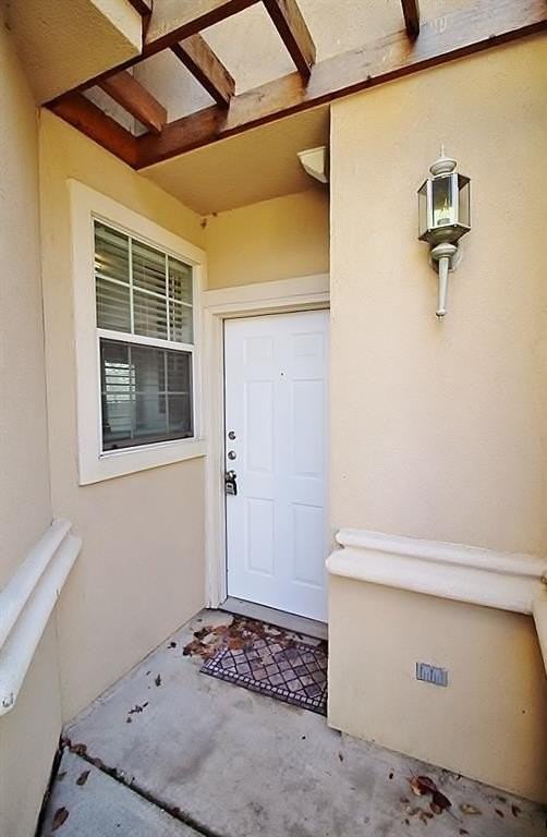 517 Kingscote Ct - Photo 3 of 20