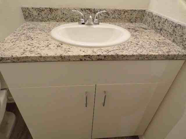 320 S Main St - Photo 5 of 20