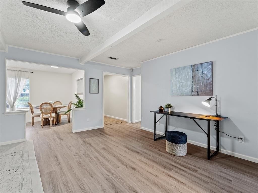 2012 Westlake Dr - Photo 5 of 28