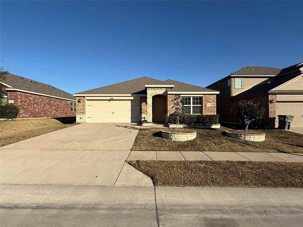 1408 Chrome St - Photo 2 of 18