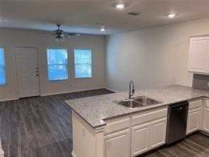 807 S 6th St #1 - Photo 4 of 15