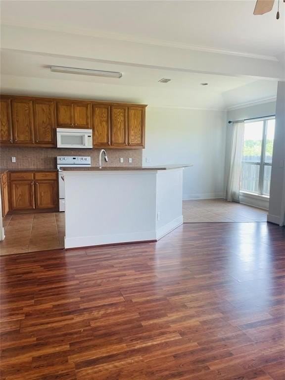 1700 Summit Hill Pkwy - Photo 5 of 8