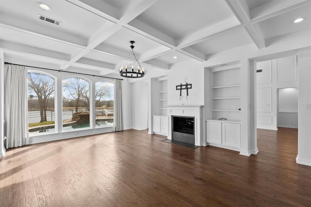 706 Dover Pl - Photo 6 of 40