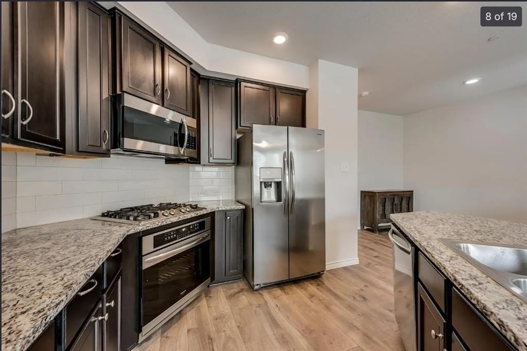 2405 Siskiyou St - Photo 7 of 19