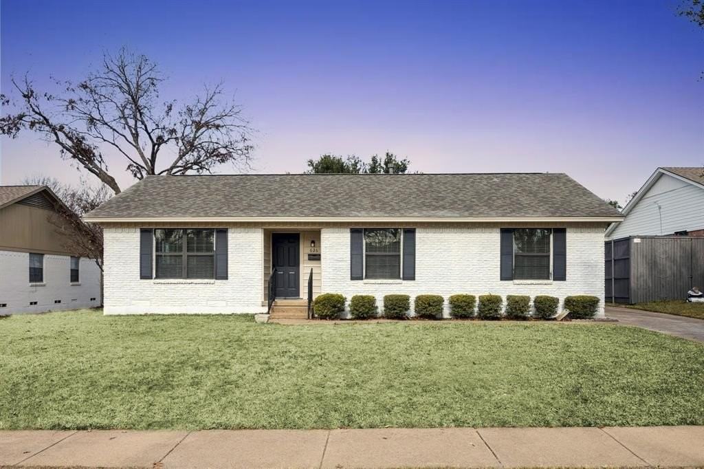 626 Winchester Dr - Photo 2 of 29