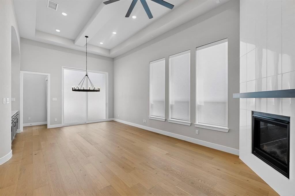 15592 Songbird St - Photo 4 of 31