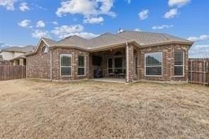 909 Foxtail Dr - Photo 2 of 26