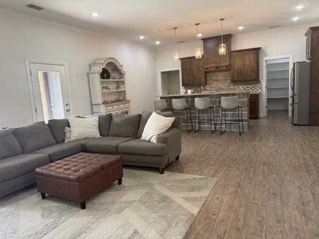 6717 Hillside Ct - Photo 2 of 22