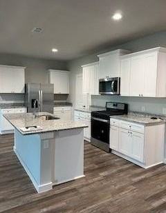 2626 Old Ironsides Rd - Photo 4 of 18