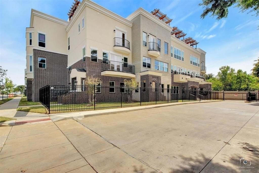 1209 Beaconsfield Ln #506 - Photo 2 of 19