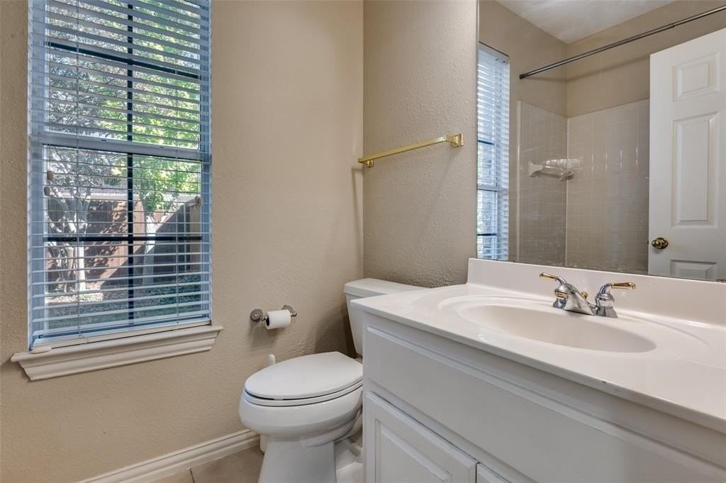 602 Signet Ct - Photo 3 of 30