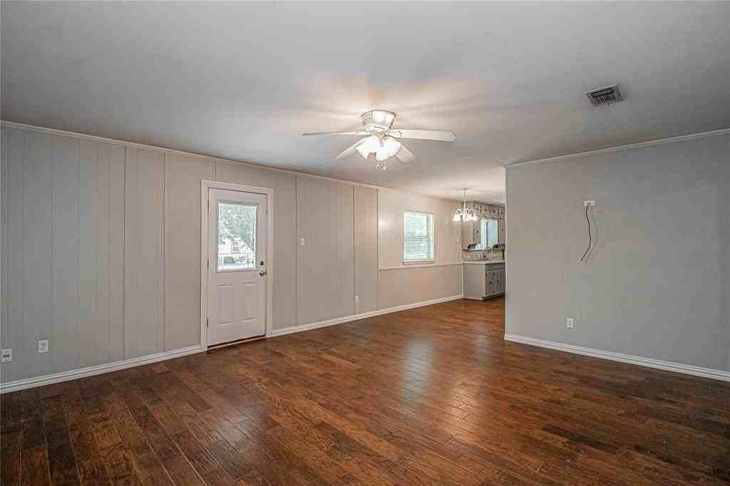 432 Pecan Dr - Photo 4 of 29