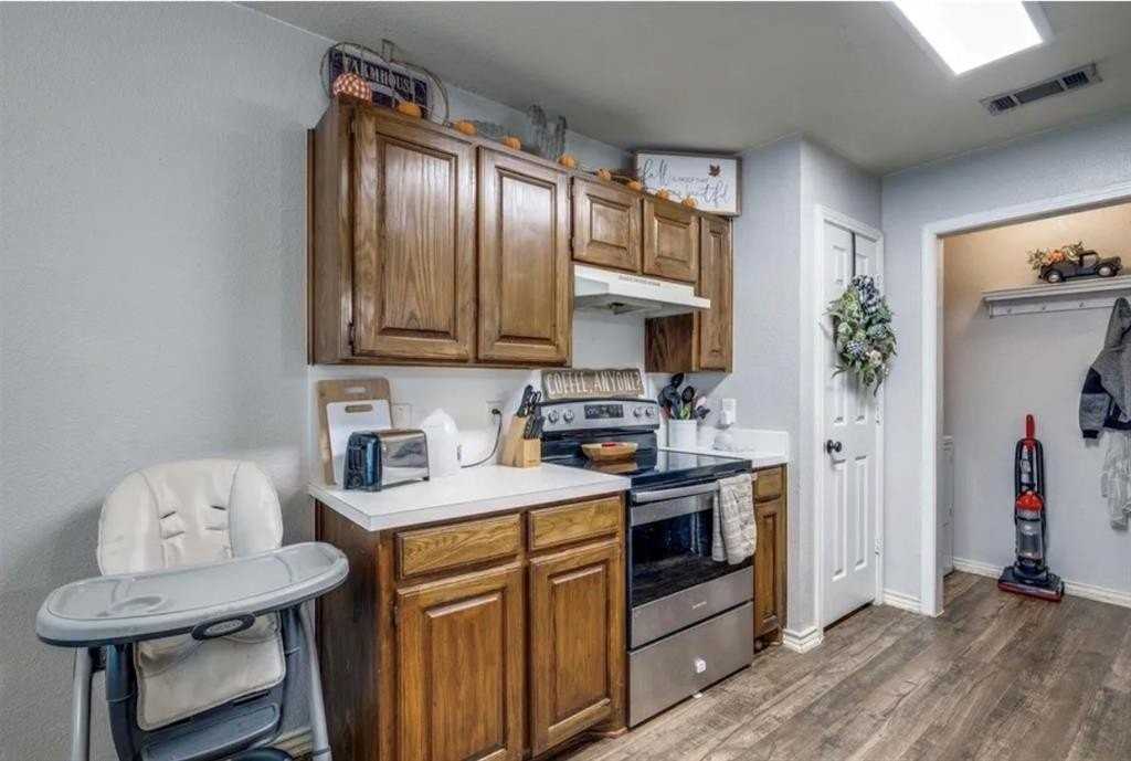 327 Shady Valley Dr - Photo 6 of 14