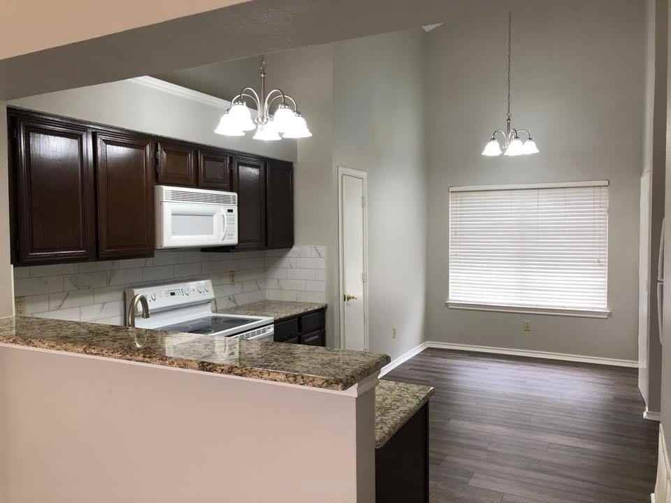 512 Dove Creek Pl - Photo 5 of 15