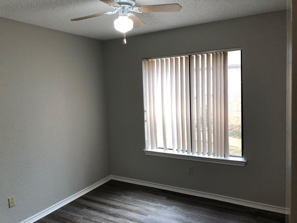 512 Dove Creek Pl - Photo 7 of 15