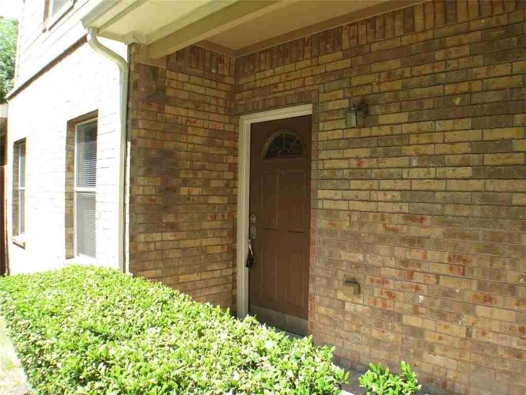 2332 Oklahoma Ave - Photo 4 of 37