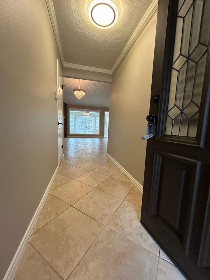 608 Pebbleshire Dr - Photo 3 of 18