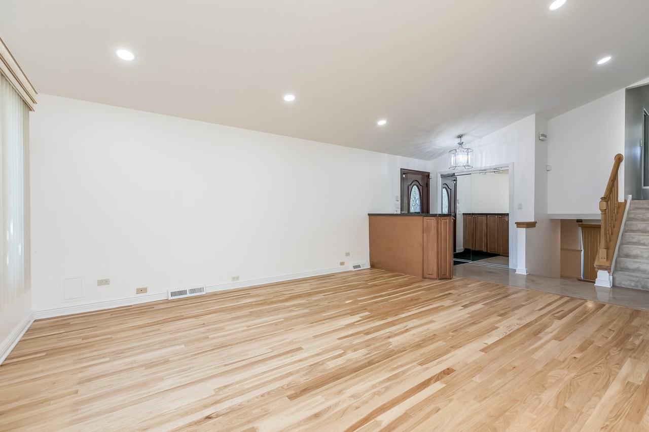 8606 Lillibet Ter - Photo 6 of 36