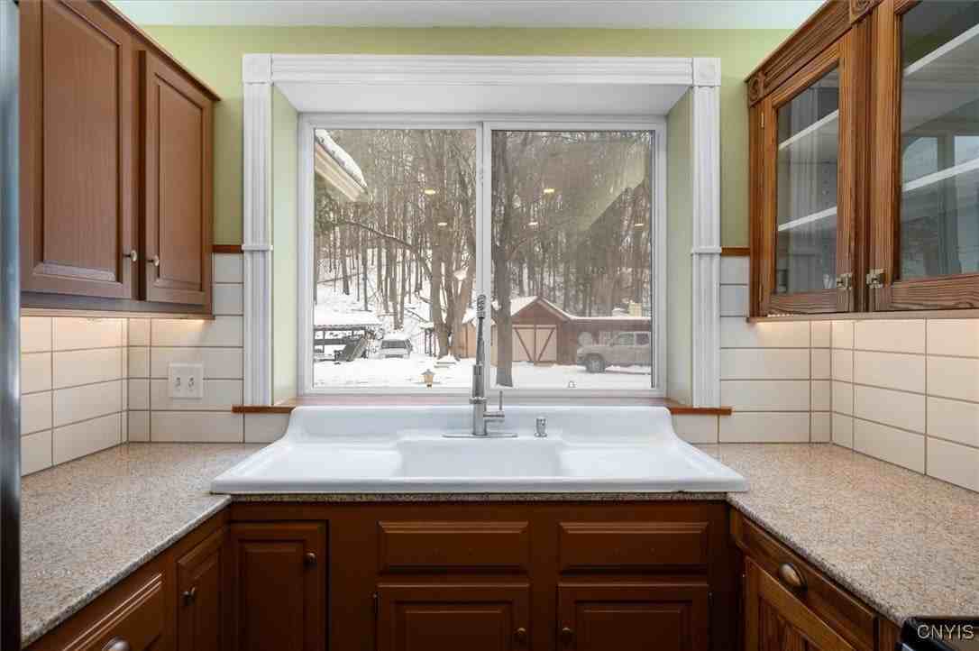 7530 Dugway Rd - Photo 7 of 44