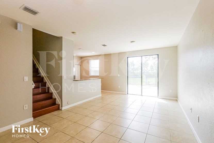 457 Seplace - Photo 5 of 16