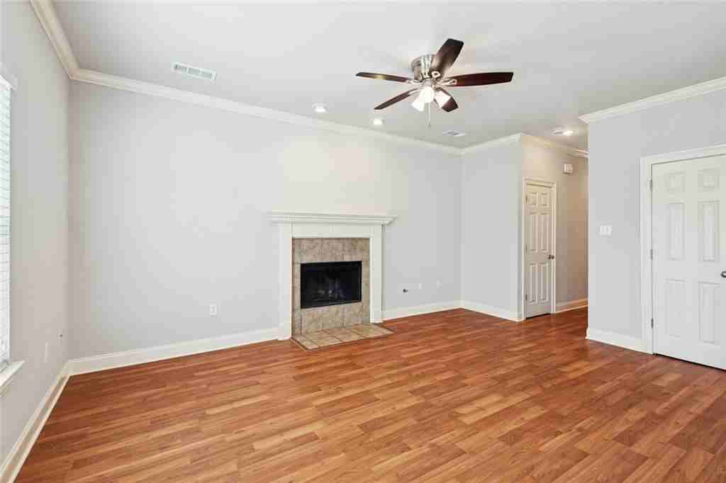 823 Coffee St - Photo 3 of 18