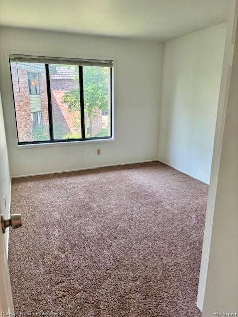 2120 Pauline Blvd - Photo 6 of 15