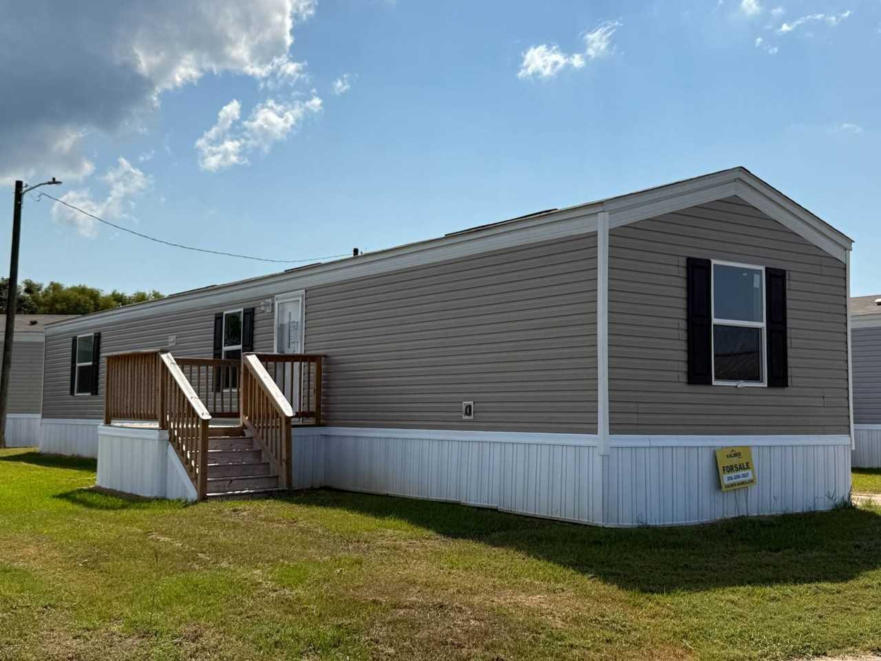 Creekside Willows 2800 19th Ave. - Photo 2 of 10