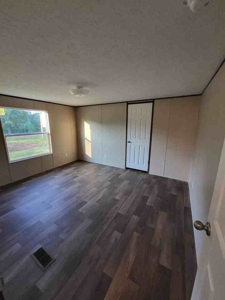 Bayou Oaks 1901 Switzer Rd. - Photo 7 of 10