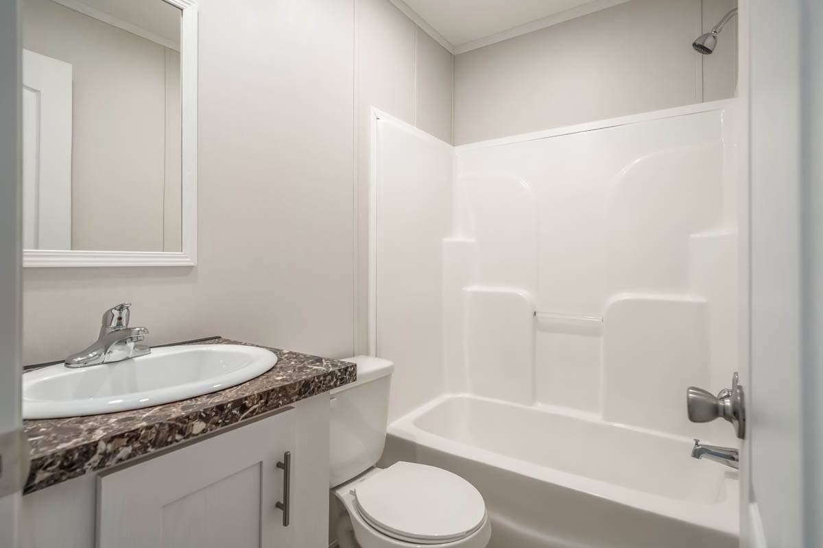 1548 Delmar Dr - Photo 4 of 6