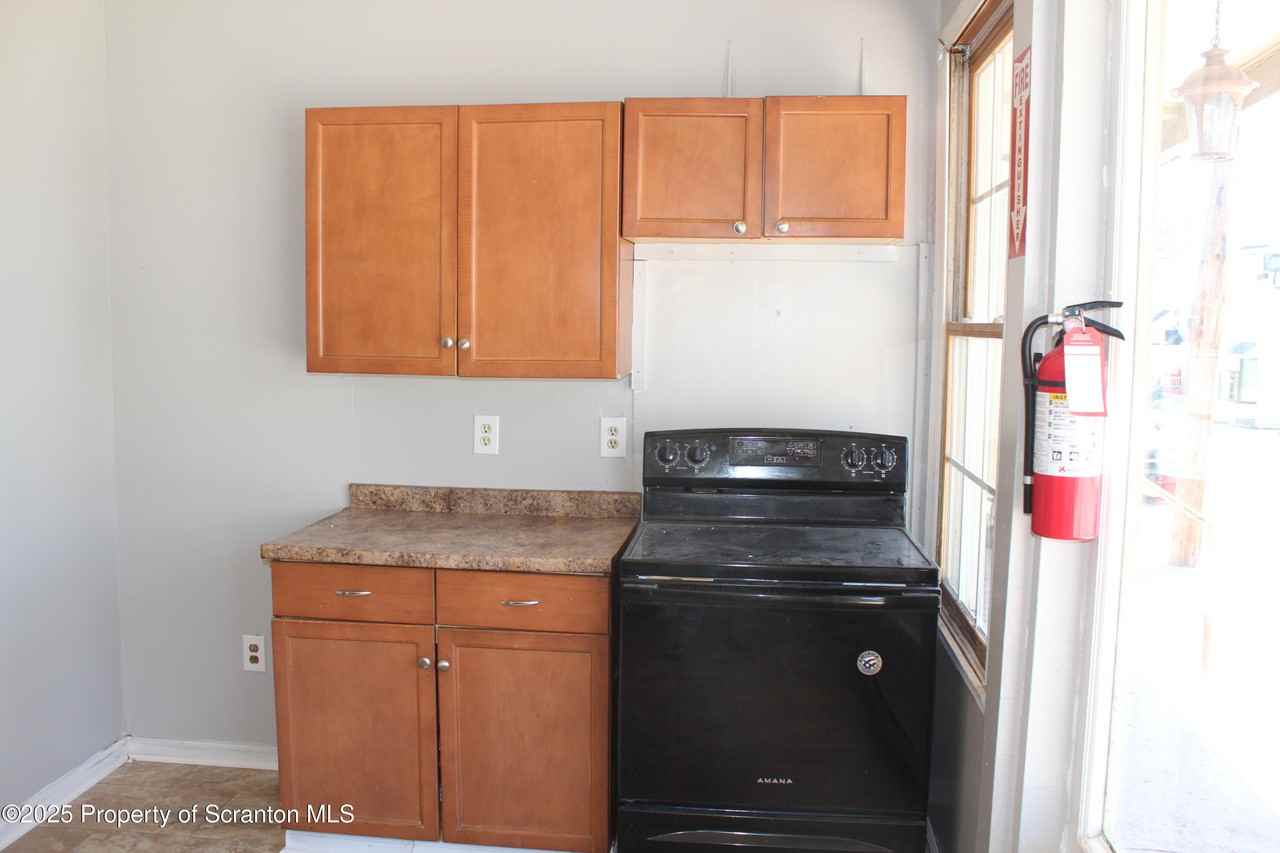 139 South St - Photo 5 of 16