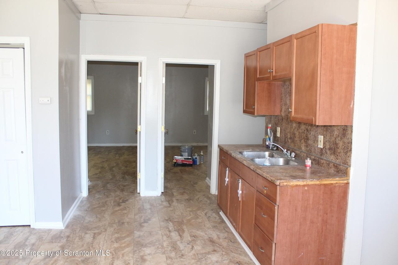 139 South St - Photo 6 of 16