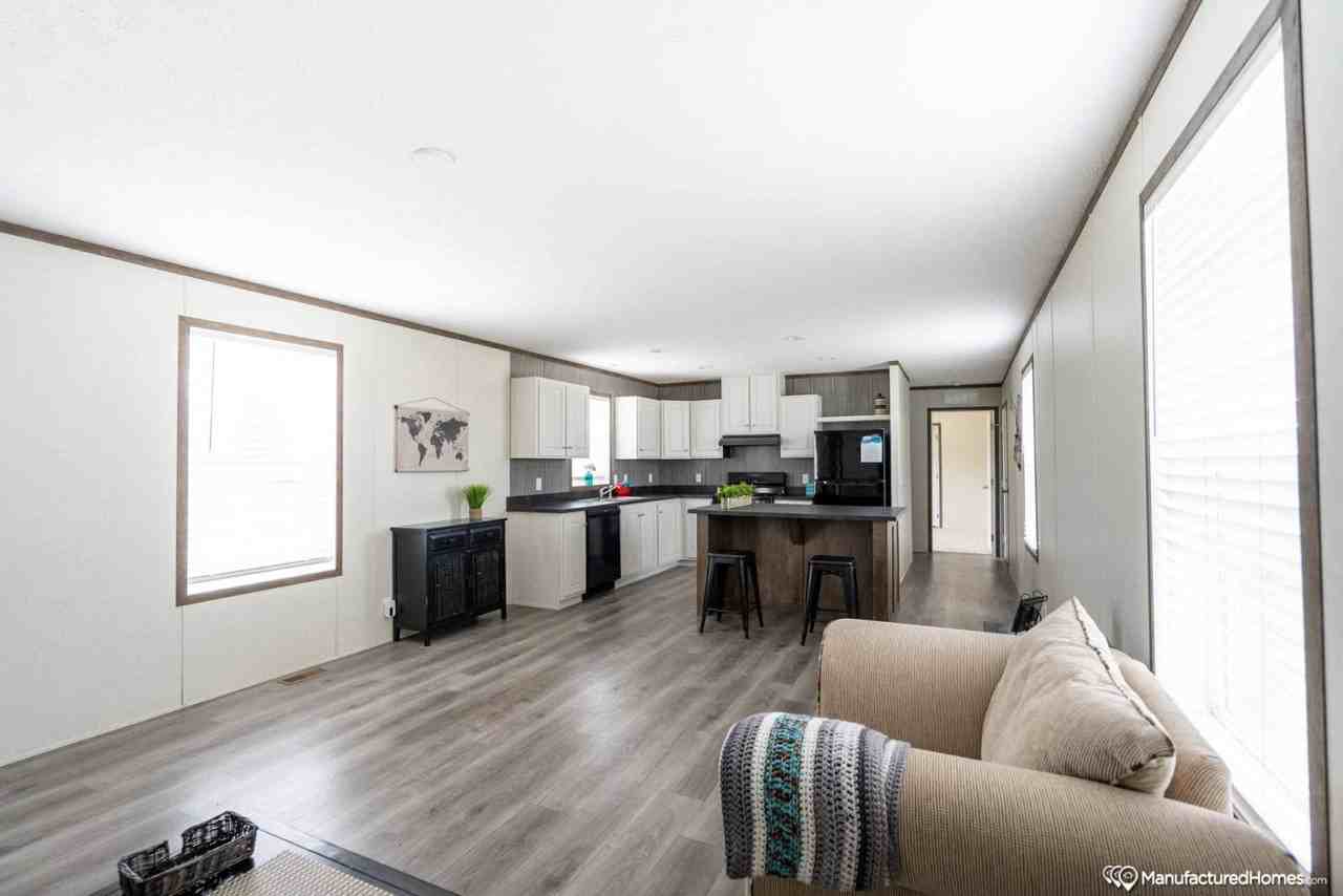 1811 N Telegraph Rd - Photo 3 of 14