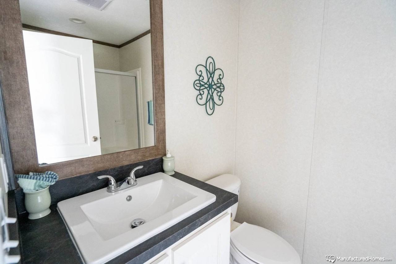 275 S Lincoln St #33 - Photo 5 of 13