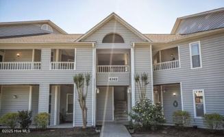 featured image of 4142 Breezewood Dr Apt 201