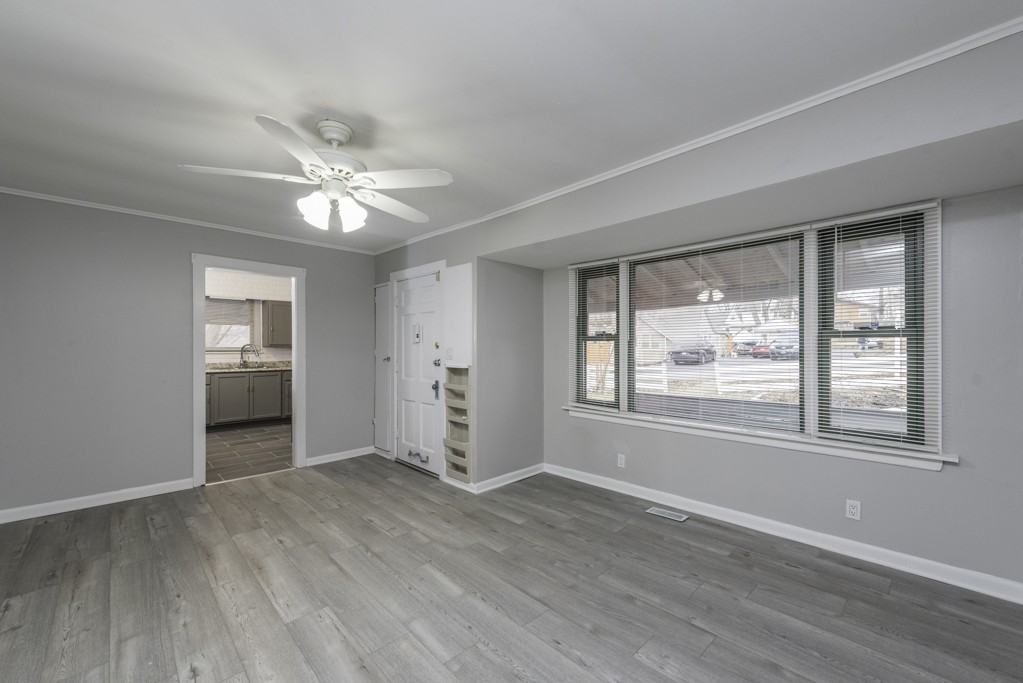 510 Forest Glen Dr - Photo 4 of 35