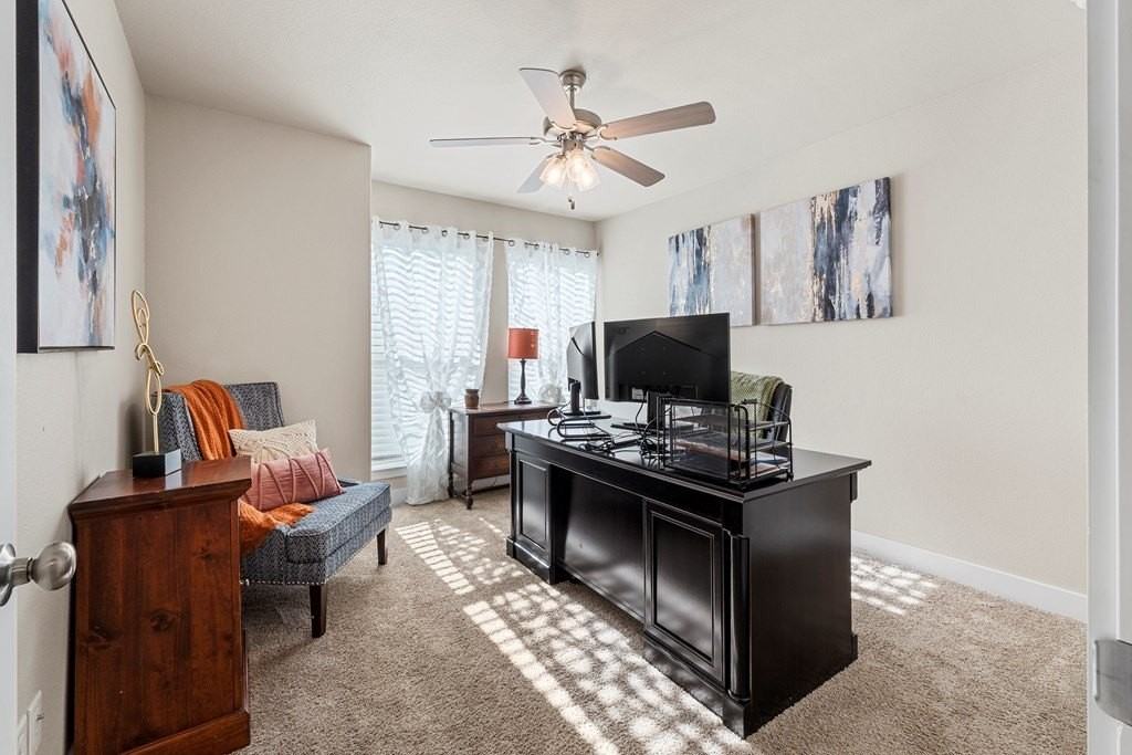 1221 Big Easy St - Photo 5 of 23